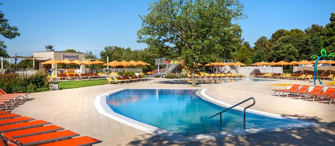 Luxuszelt Istra Sunny Tent In Lanterna Premium 4* *